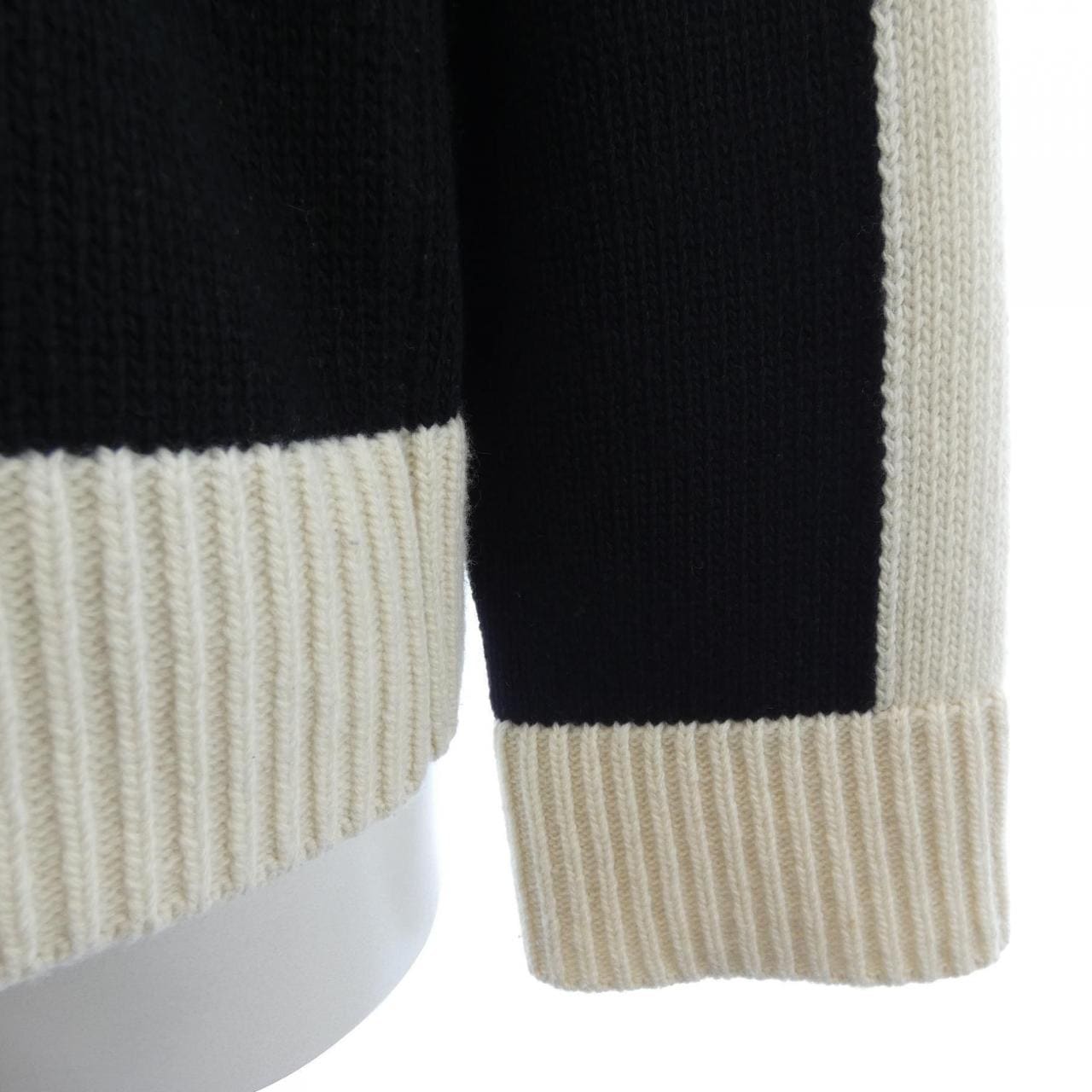 クリスチャンディオール CHRISTIAN DIOR 854S43AM020 ニット