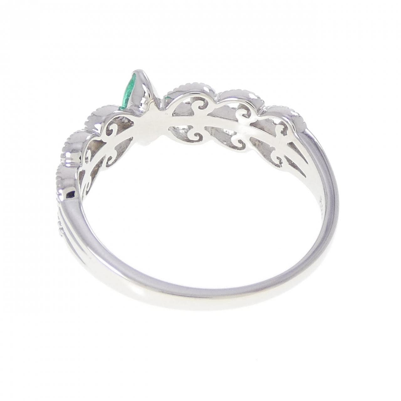 PT900 エメラルド リング 0.17CT