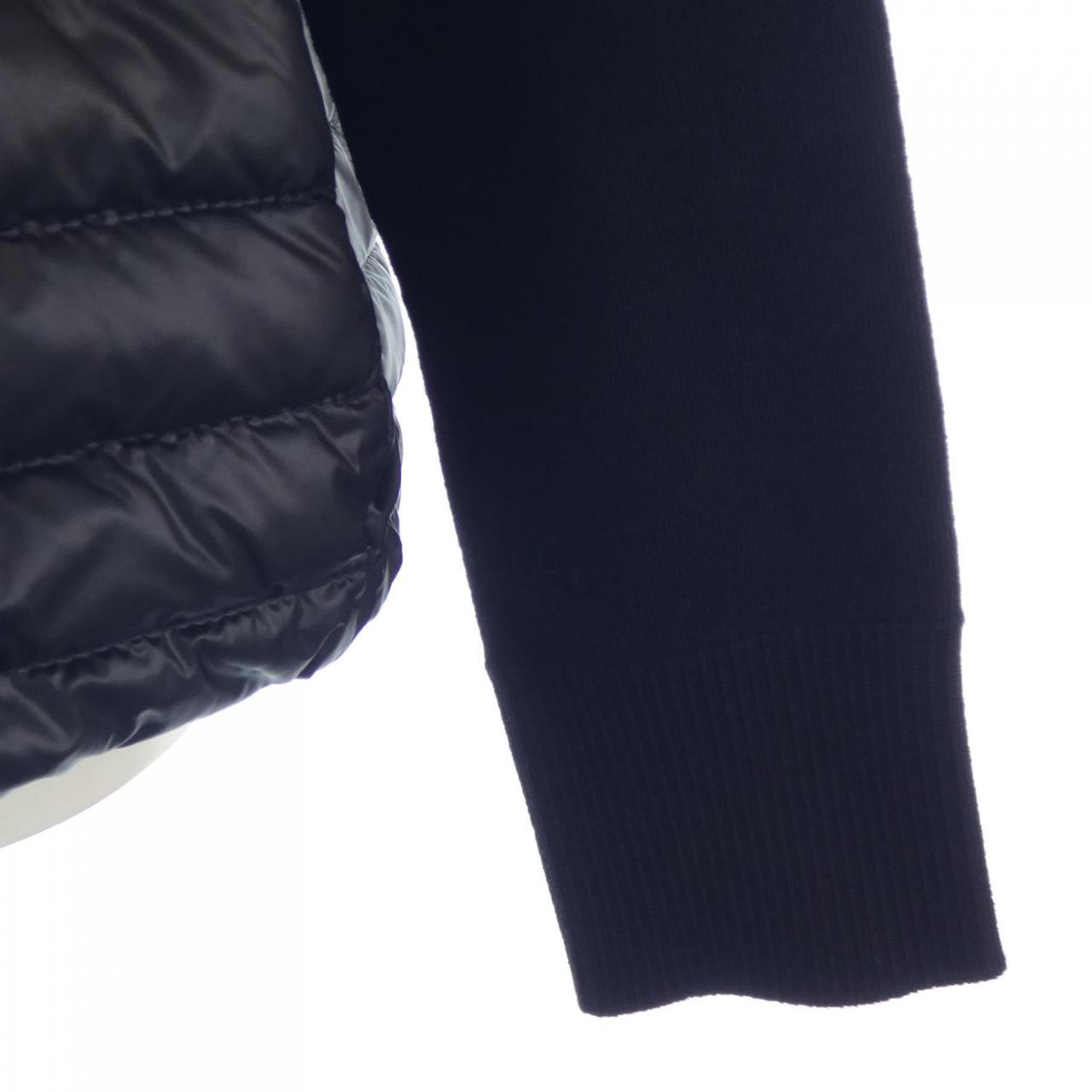 モンクレール MONCLER ダウンジャケット