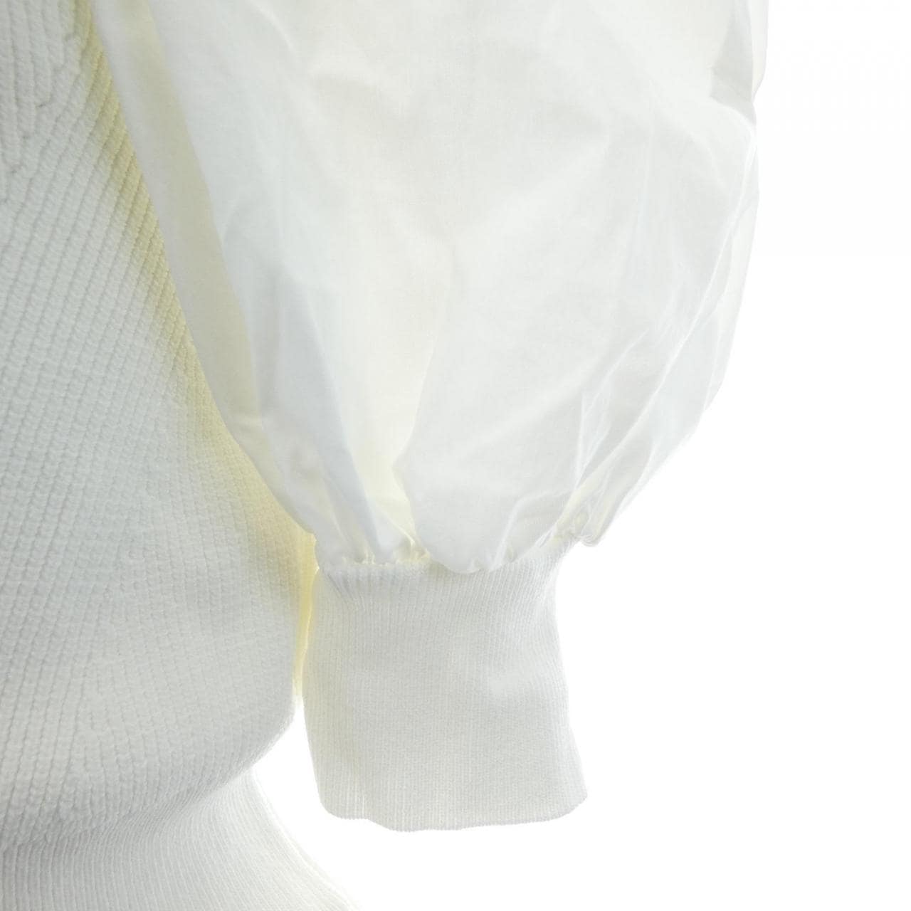 ソブ SOV. トップス