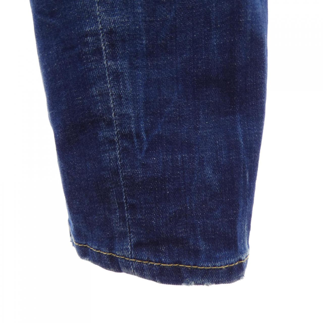 ディースクエアード DSQUARED2 S71LB0989 ジーンズ