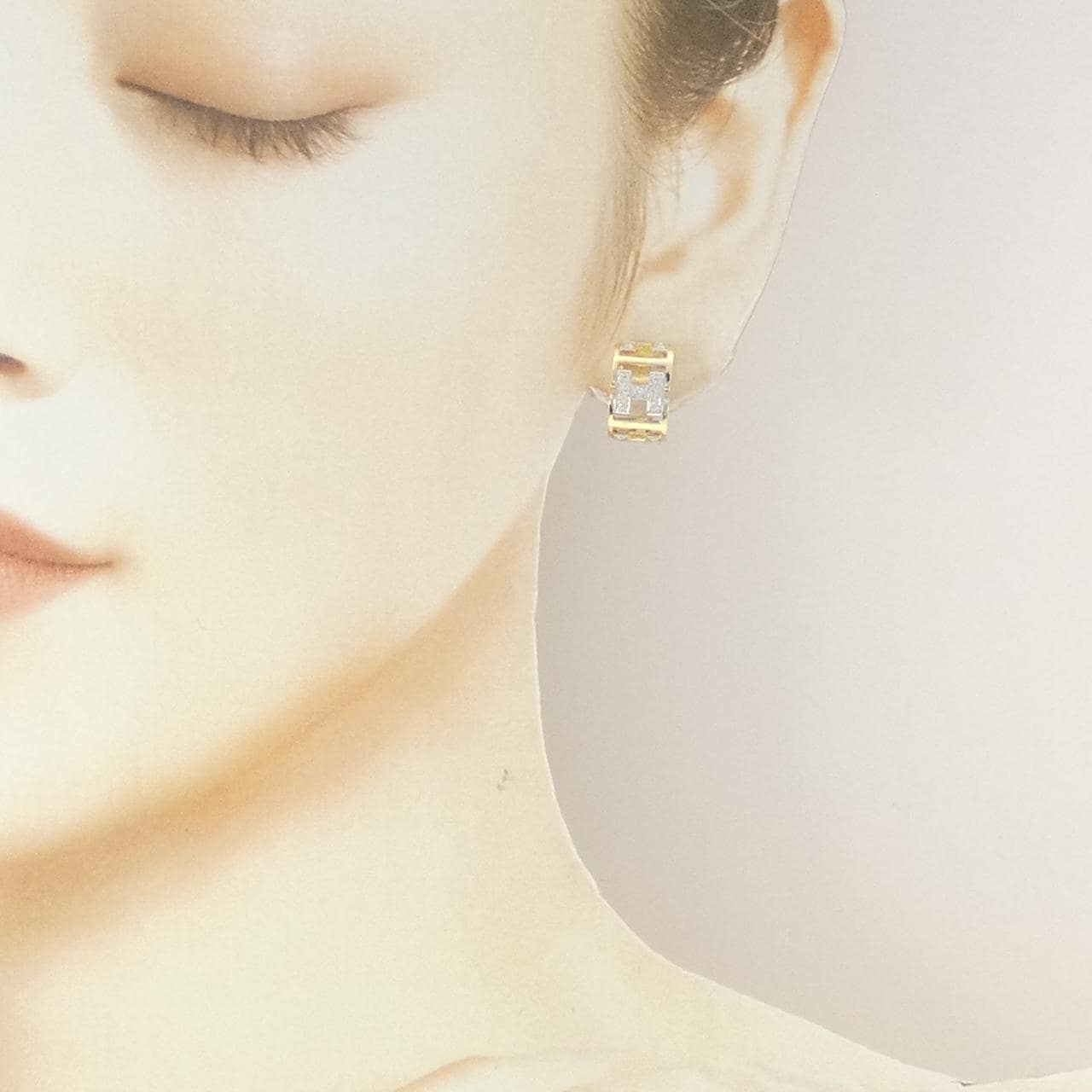 K18YG/K18WG ダイヤモンド ピアス 0.24CT