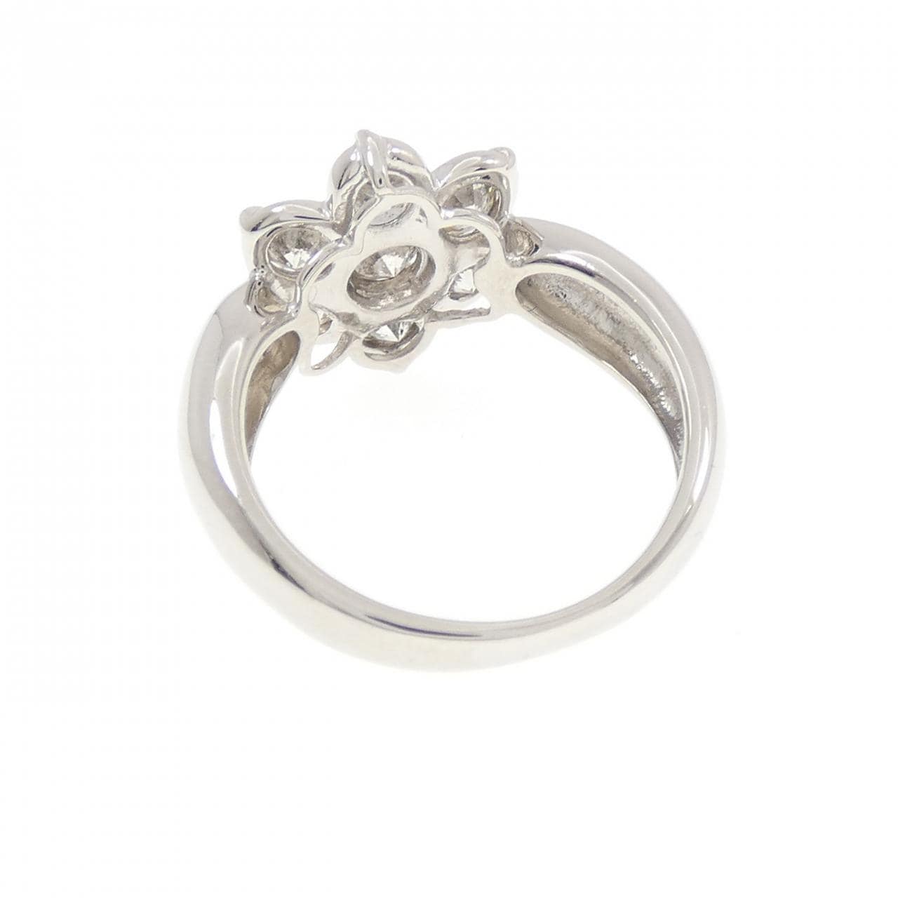 PT900 Flower Diamond Ring 1.07CT