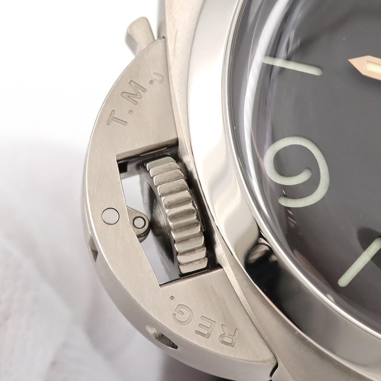 パネライ ルミノール1950レフトハンド8DAYSチタニオ PAM00368 TI 手巻