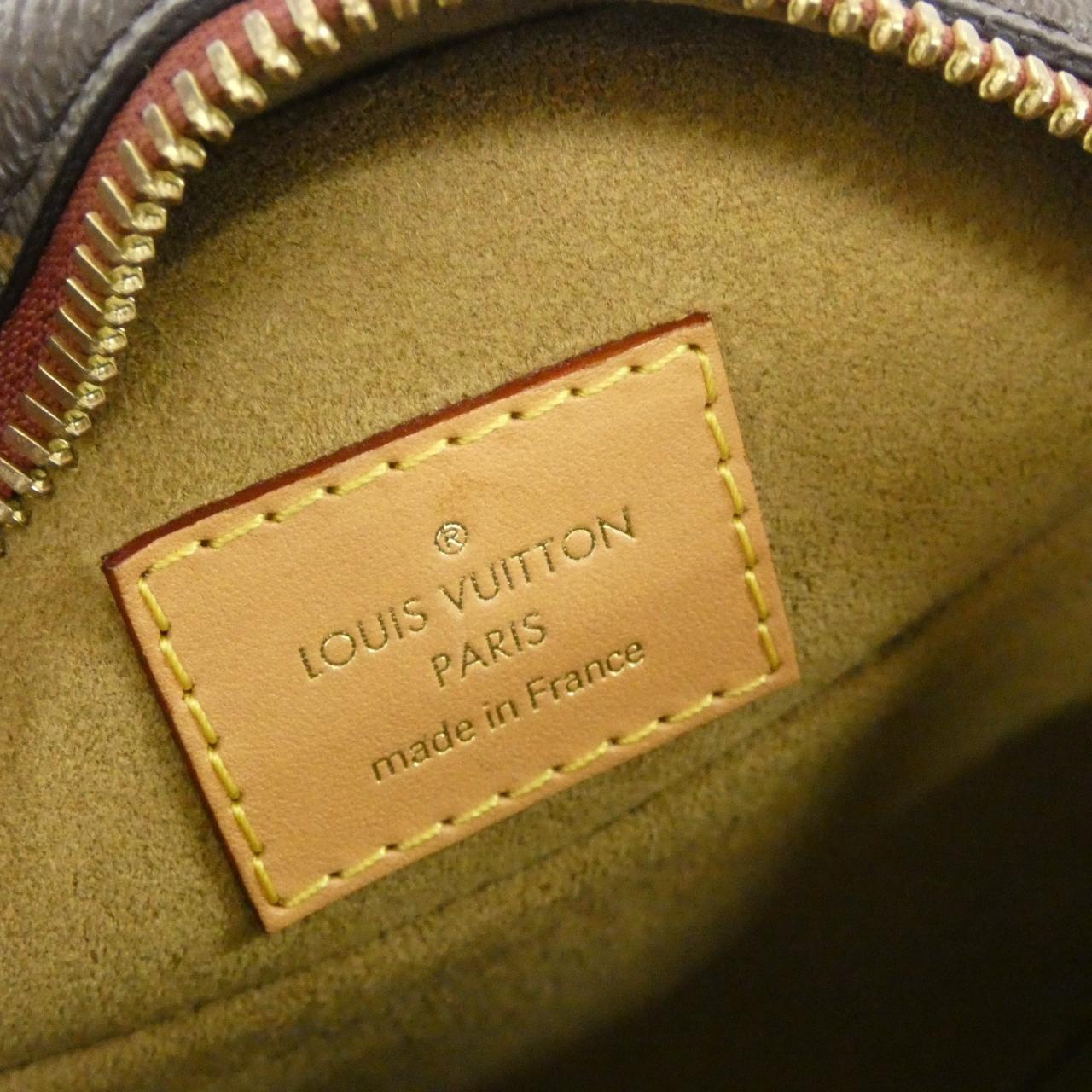 ルイヴィトン モノグラム ボワット シャポー スープル PM M45149 ショルダーバッグ