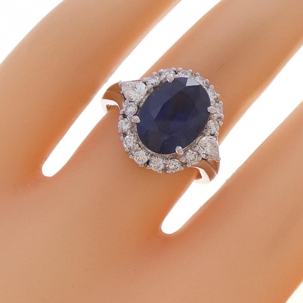 PT900 サファイヤ リング 3.80CT
