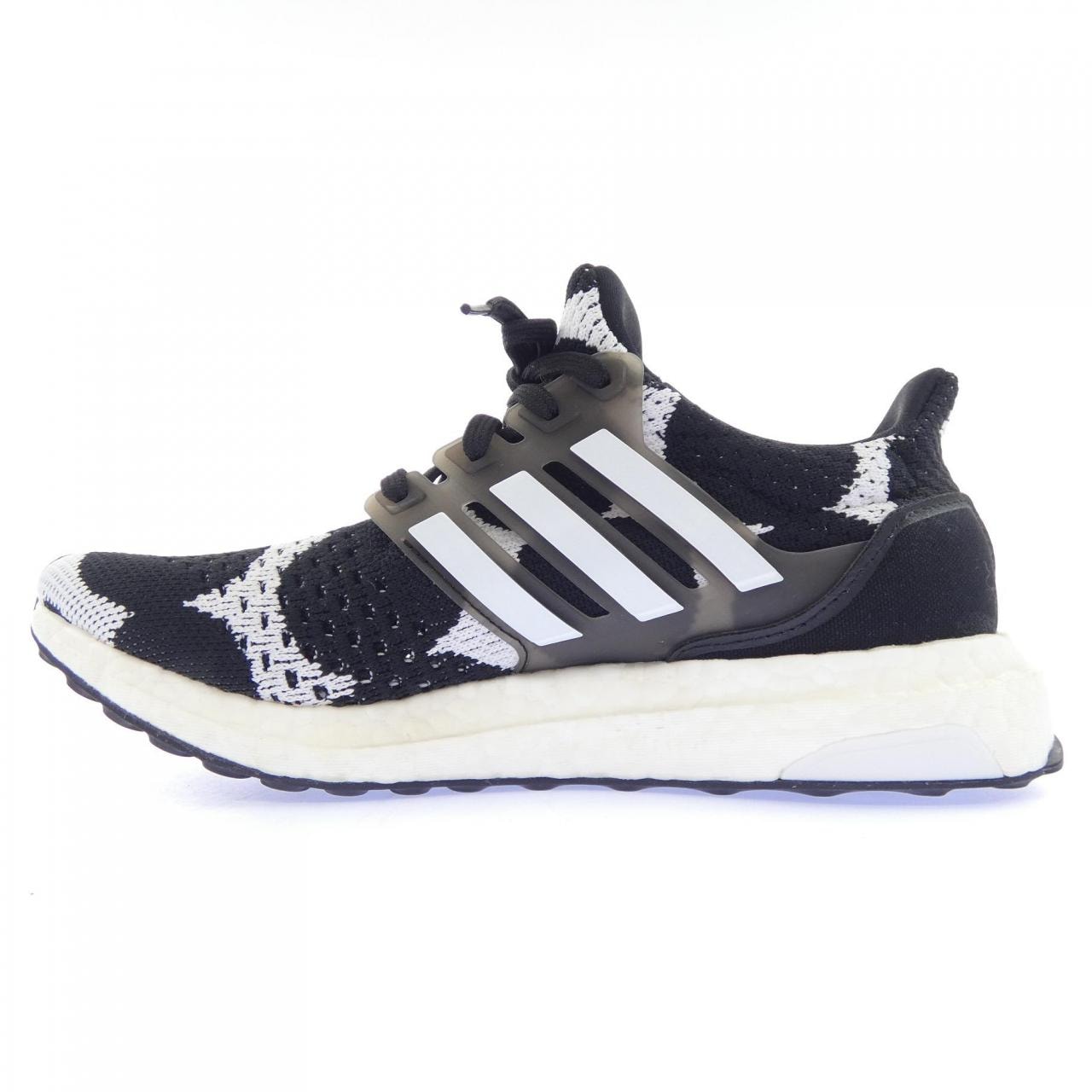 adidas marimekko スニーカー