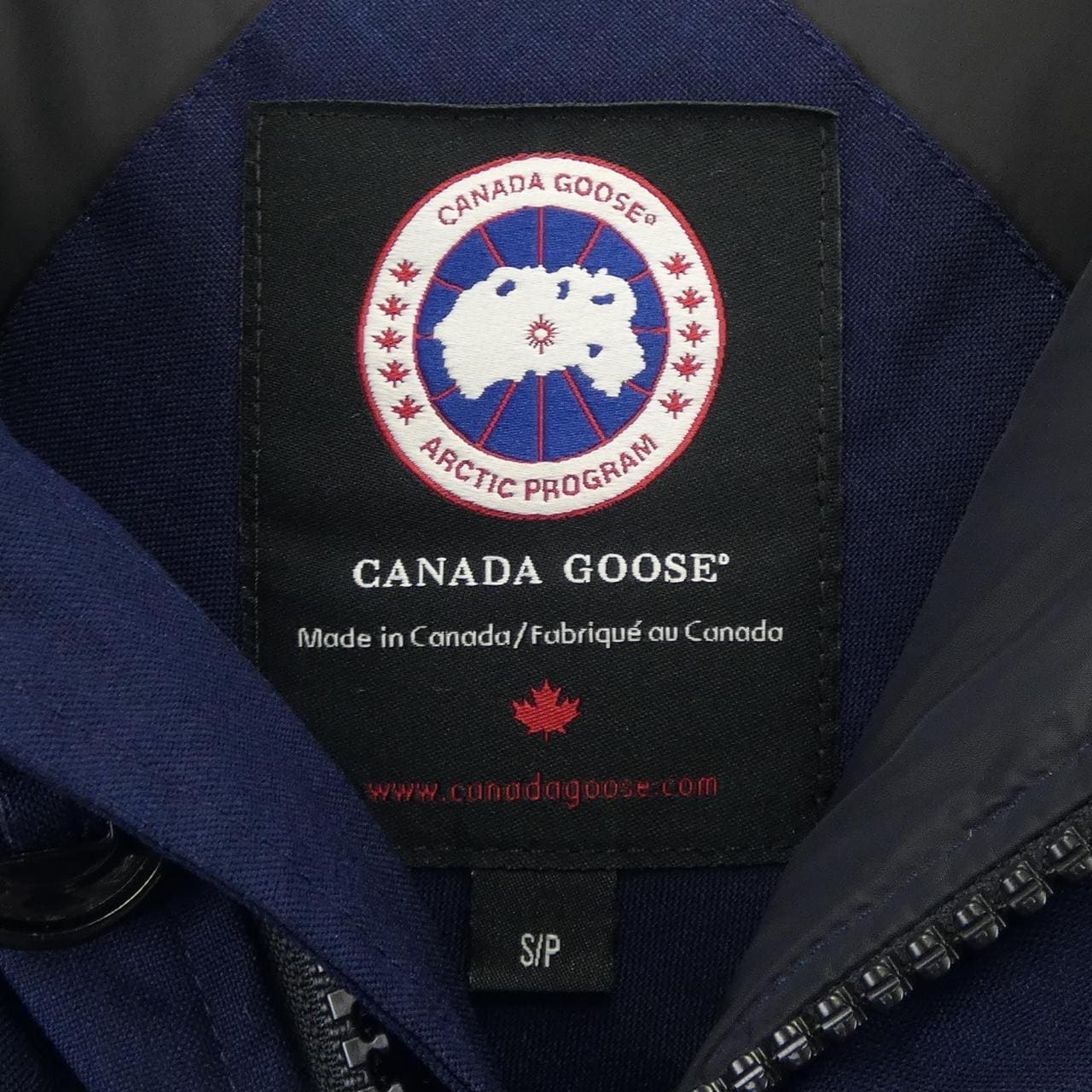 カナダグース CANADA GOOSE ダウンジャケット