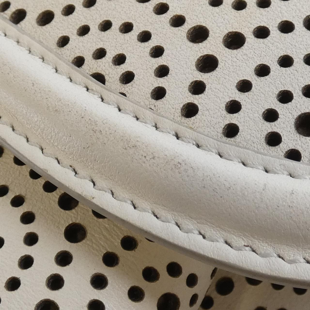 サルヴァトーレフェラガモ 21 F025 バッグ