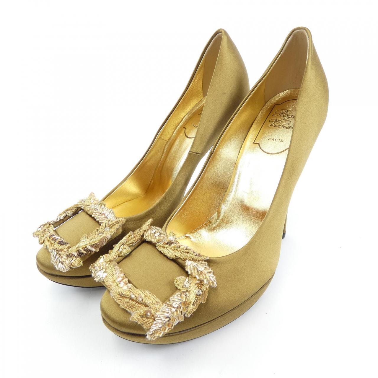 ロジェヴィヴィエ ROGER VIVIER パンプス