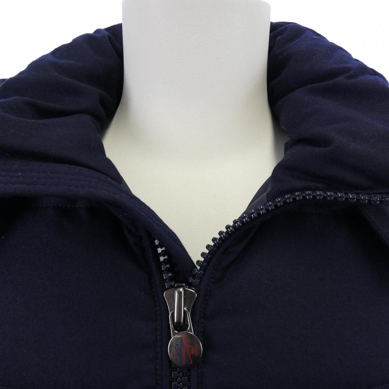 モンクレール MONCLER MONTGENEVRE ダウンジャケット