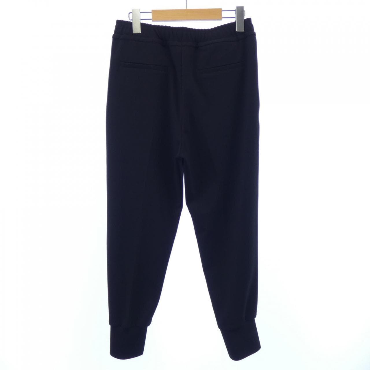 アンフィーロ UNFILO パンツ