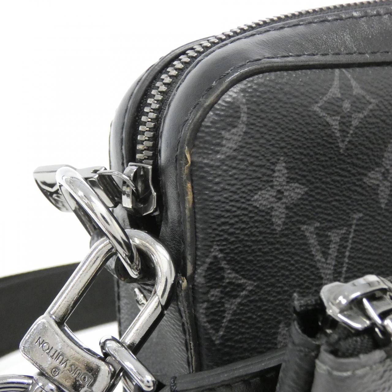 LOUIS VUITTON Monogram Eclipse Reverse Trio Messenger M69443 Shoulder Bag