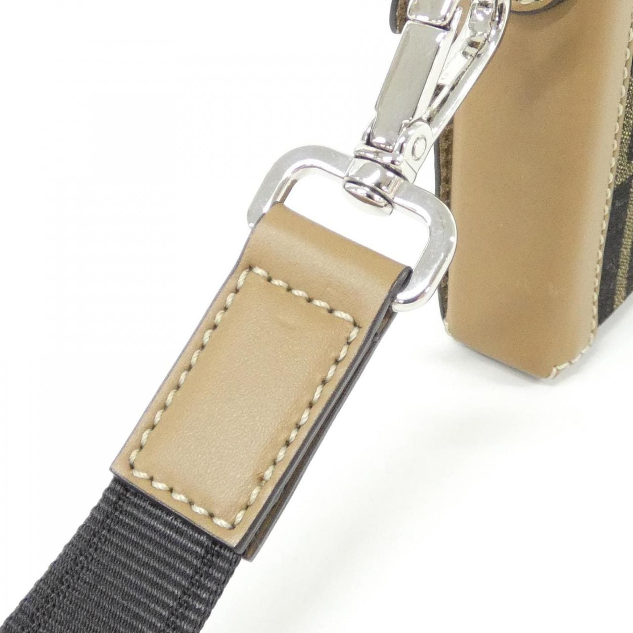 フェンディ バゲット フォンポーチ 7AS139 AFBV フォンケース