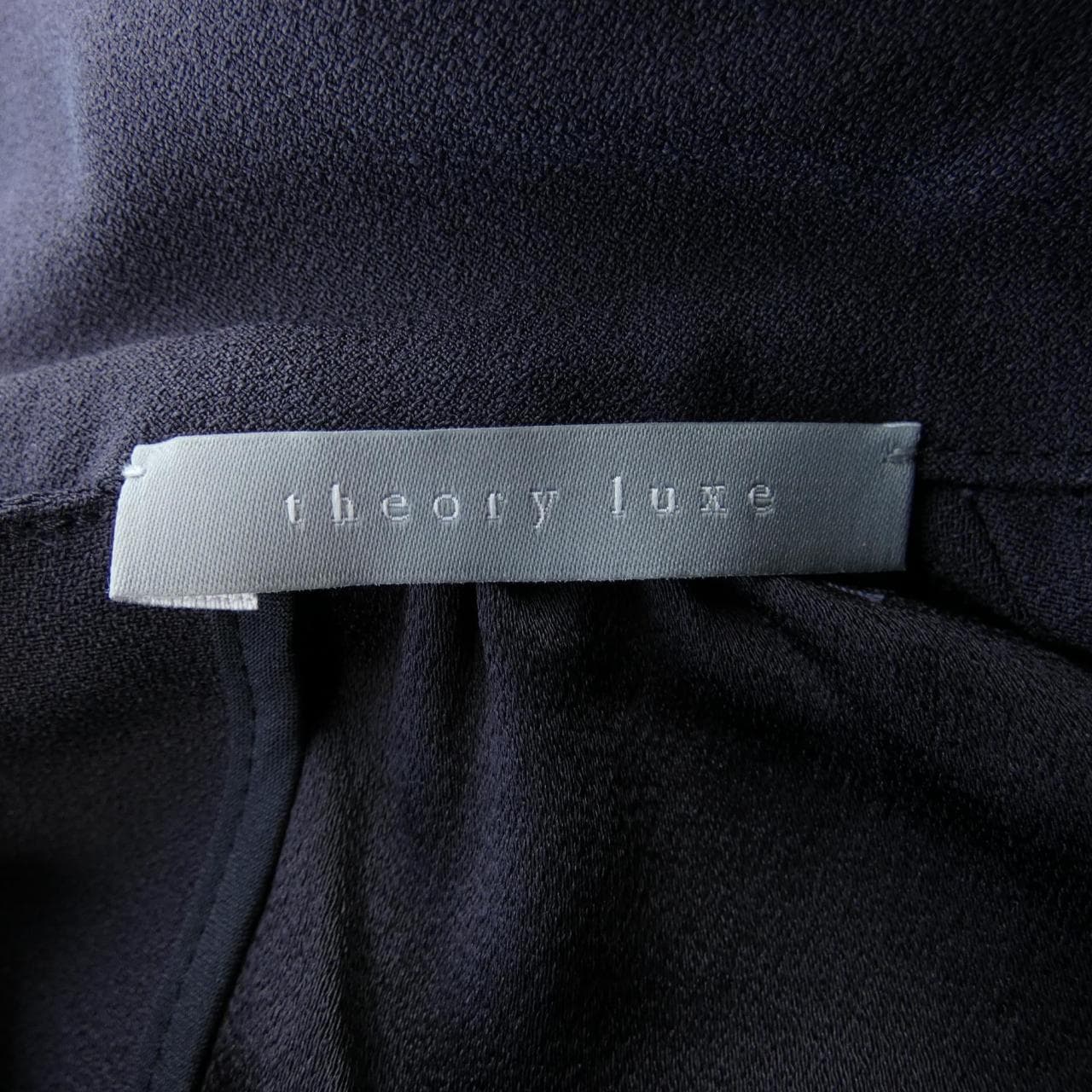 セオリーリュクス Theory luxe トップス