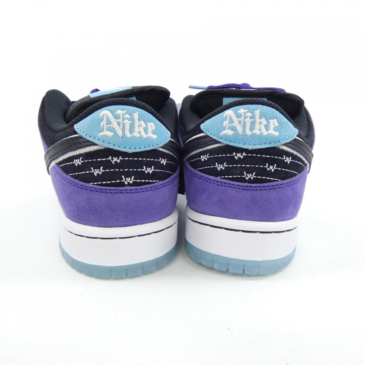 ナイキ NIKE スニーカー