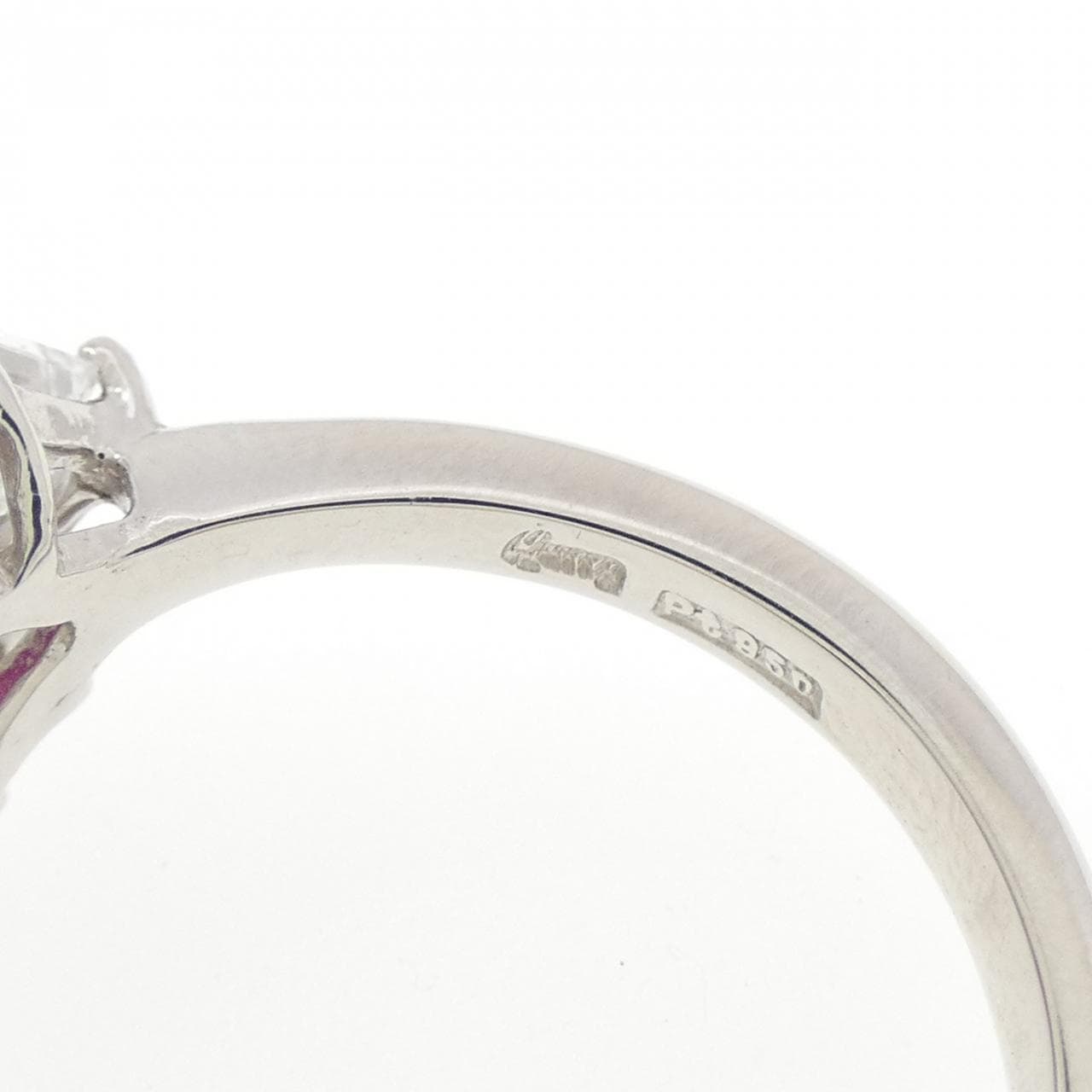 クイーン ルビー リング 1.28CT