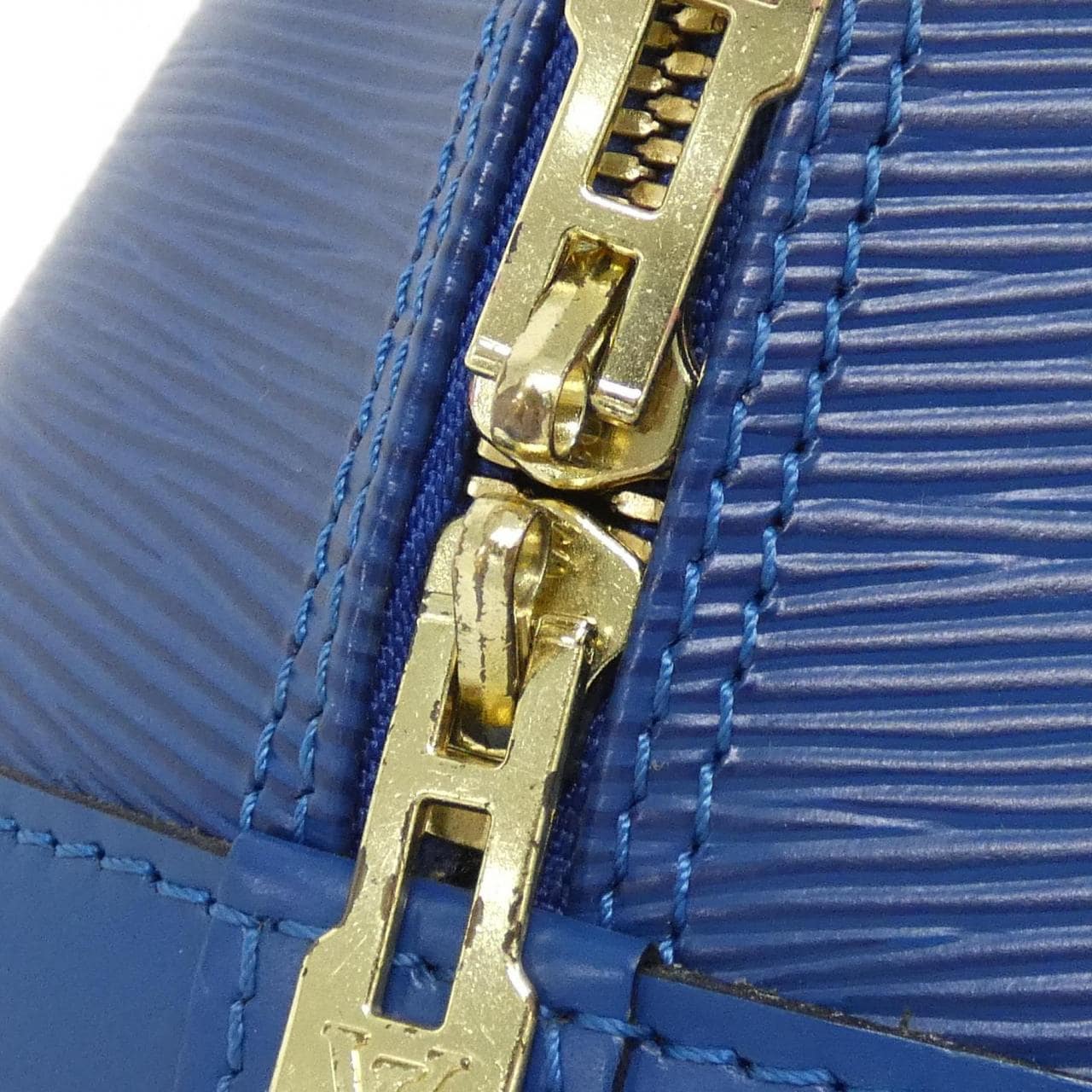 LOUIS VUITTON Epi Alma PM M52145 Bag