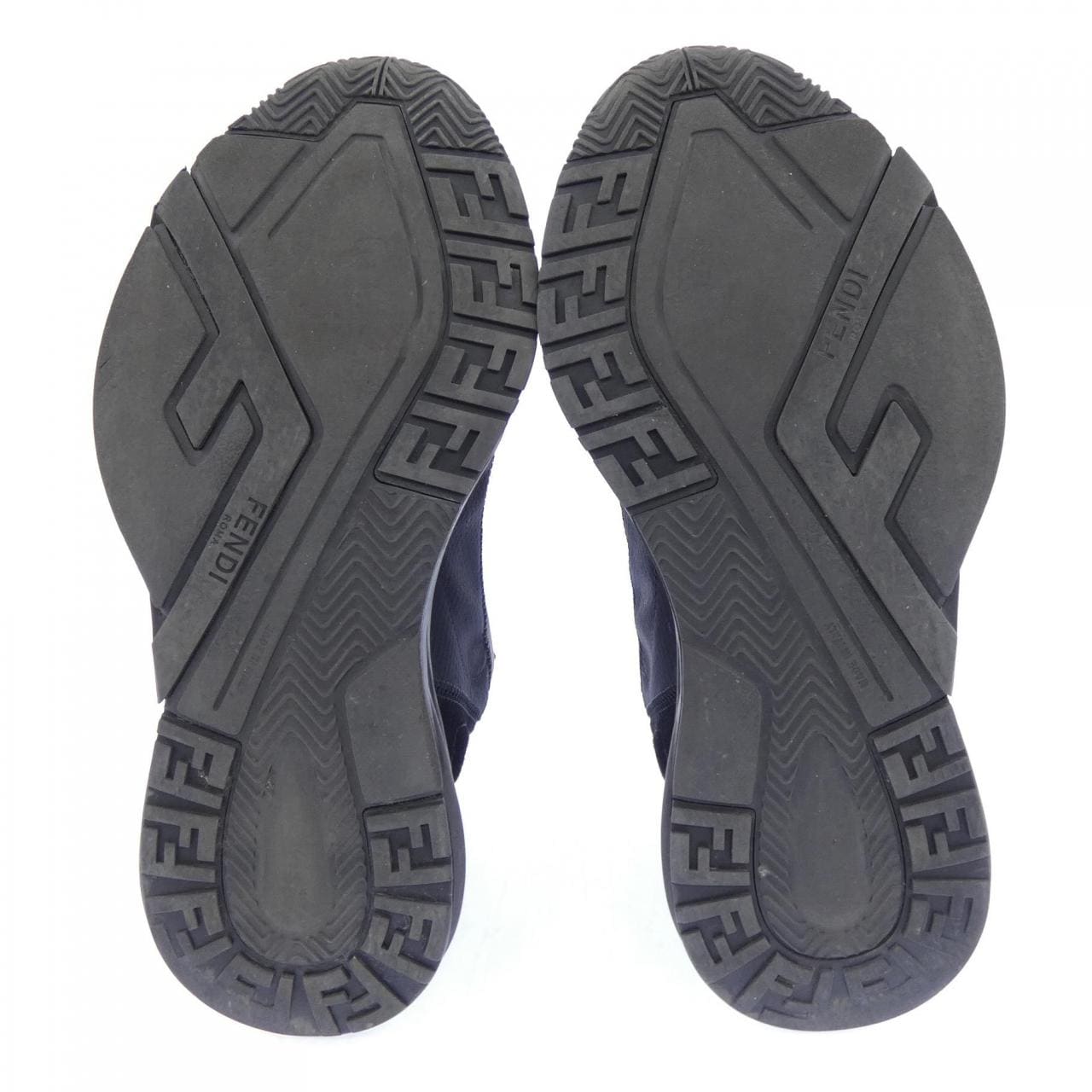 フェンディ FENDI 7E1392 スニーカー