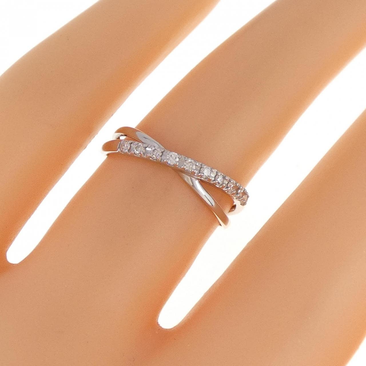 [BRAND NEW] PT Diamond Ring 0.10CT