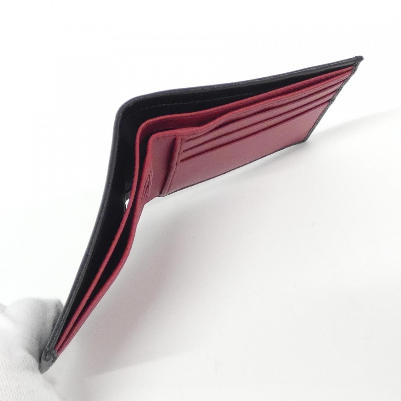 【新品】サルヴァトーレフェラガモ 66 A064 札入れ