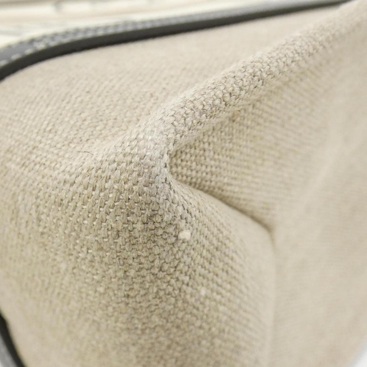 クロエ ウッディー ミディアム トート CHC22AS383 I26 バッグ