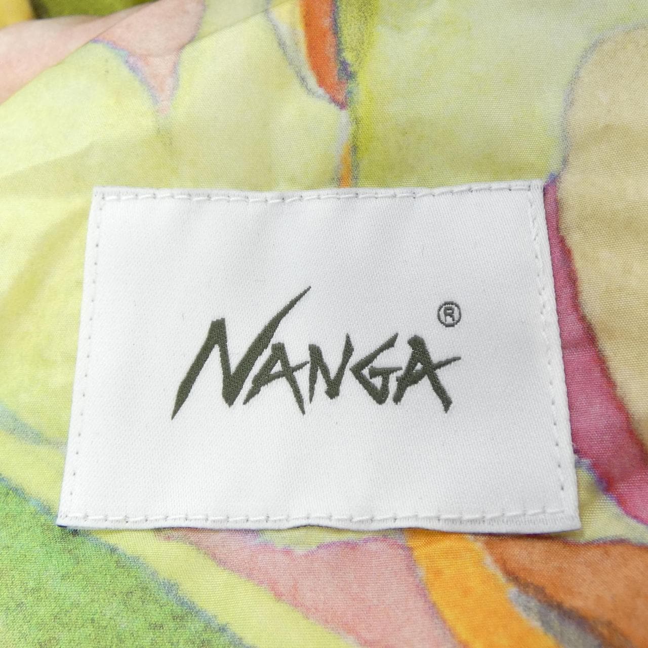 ナンガ NANGA Nujabes ダウンジャケット