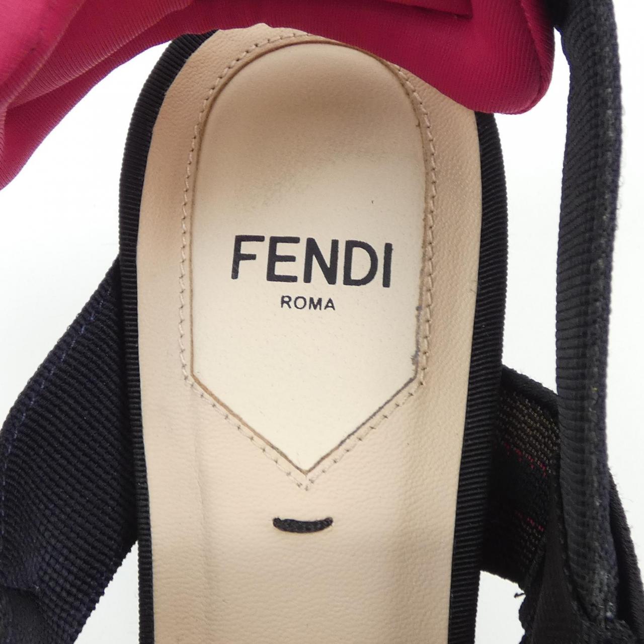 フェンディ FENDI パンプス