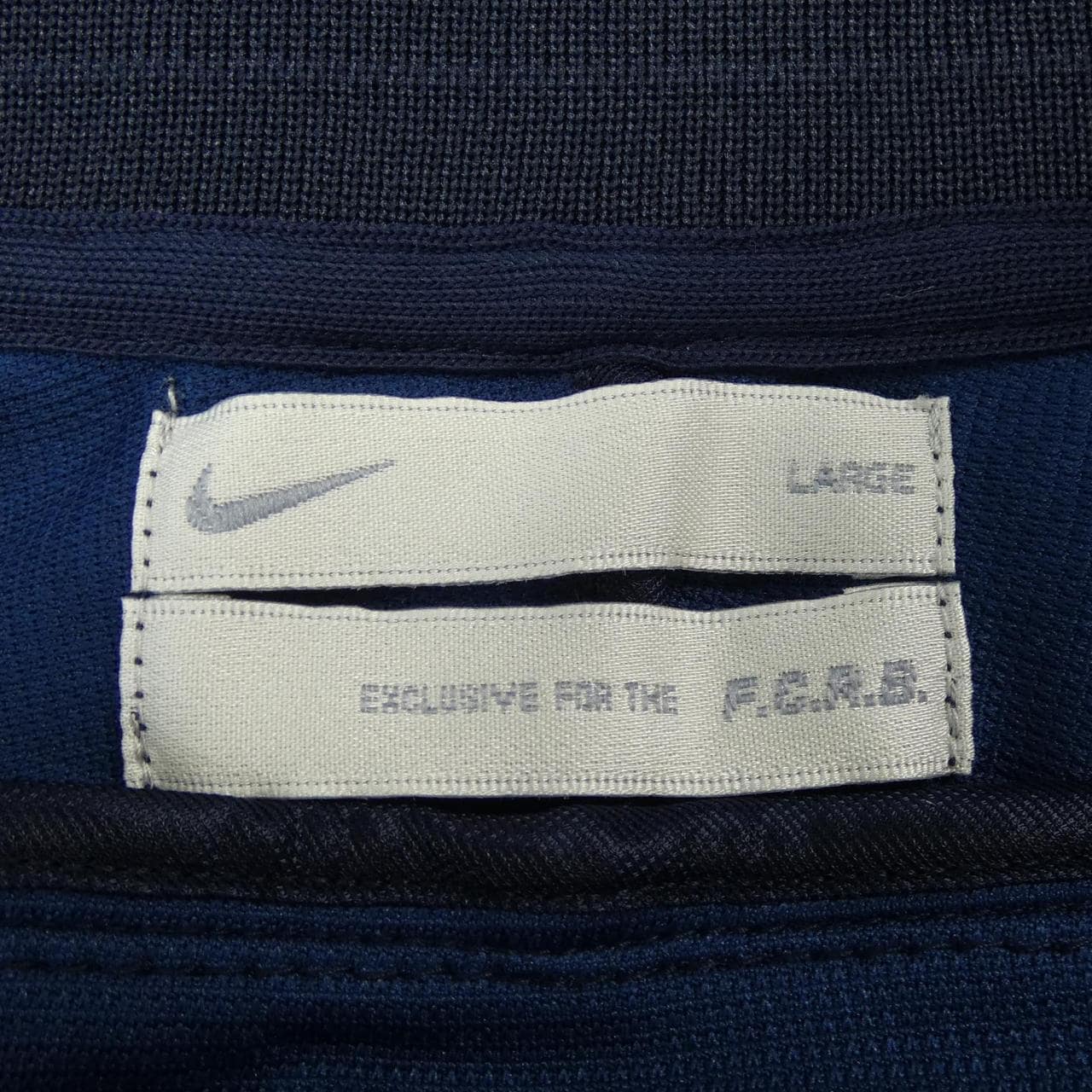 ナイキ NIKE 440616-450 F.C.R.B ジャケット