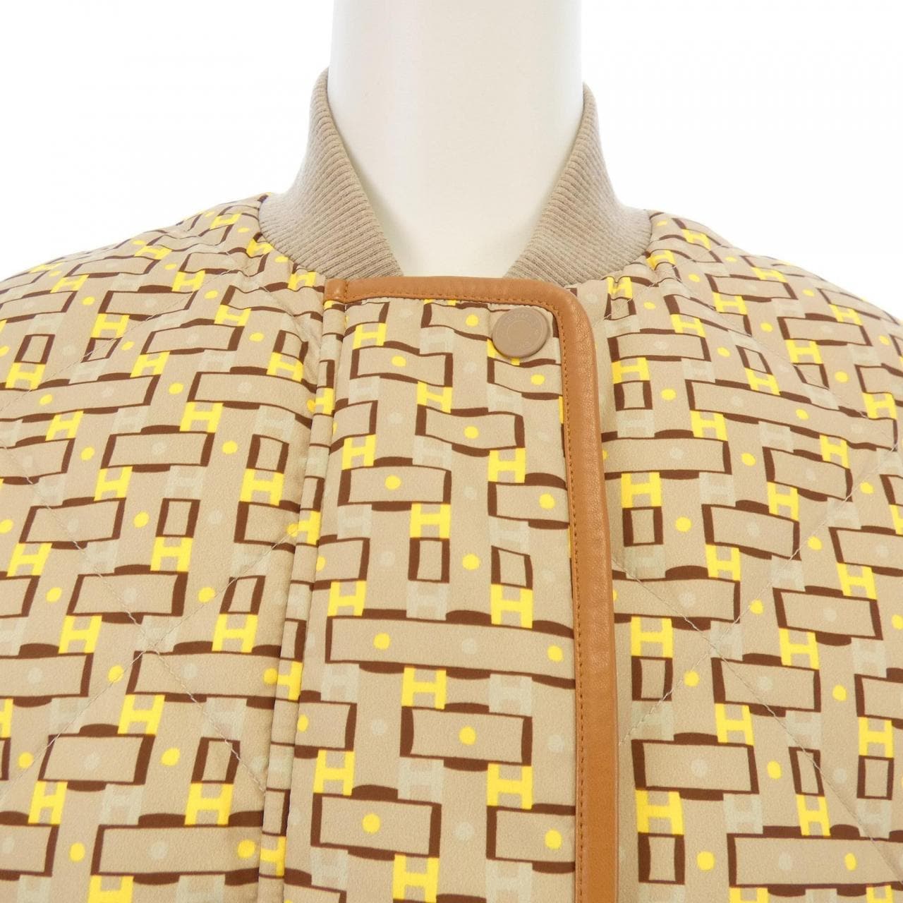 エルメス HERMES Hのサウンド *17-7109 ダウンコート