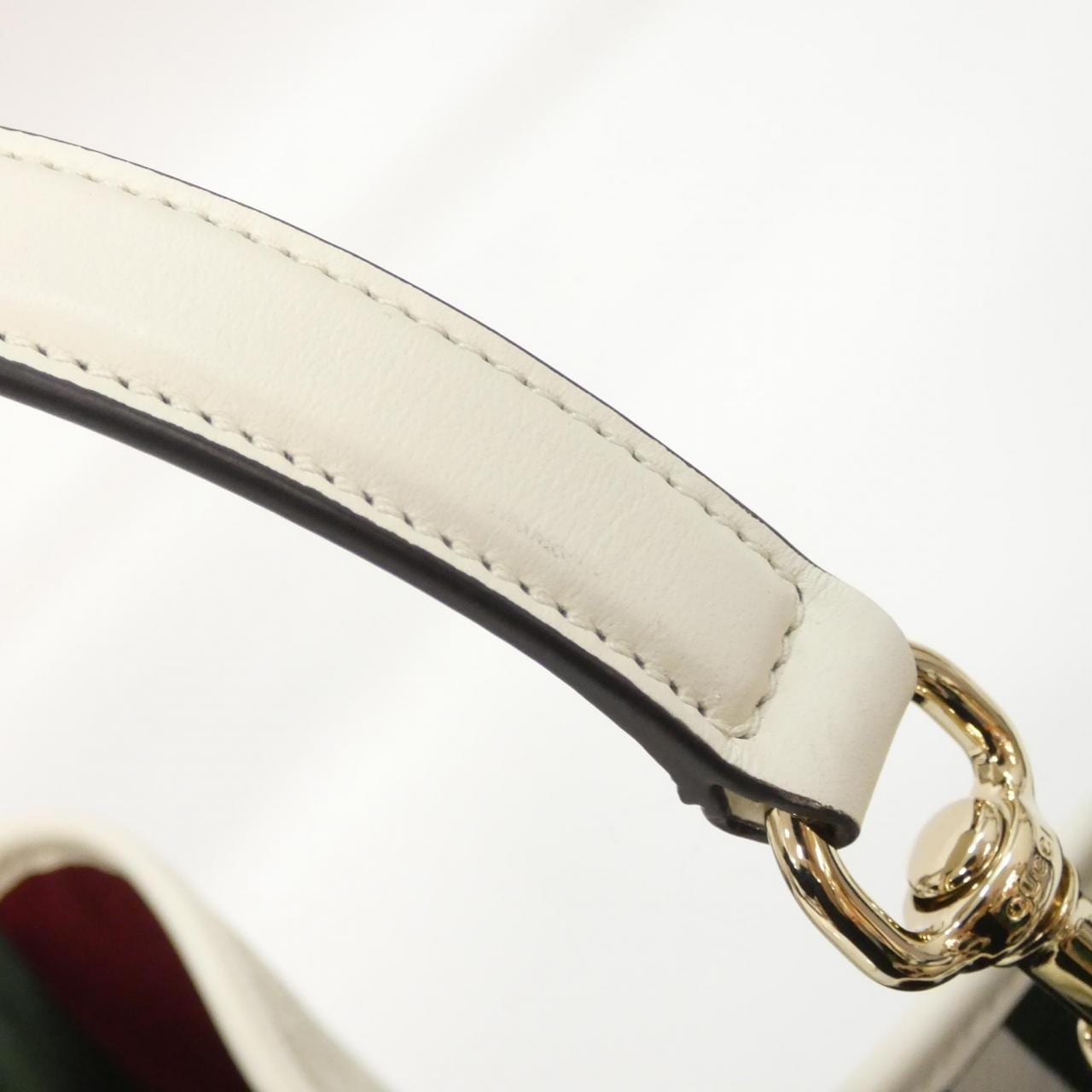 グッチ GG EMBLEM 815118 FAD6L バッグ