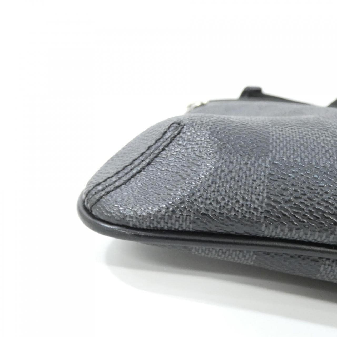 ルイヴィトン ダミエ グラフィット トマス N58028 ショルダーバッグ