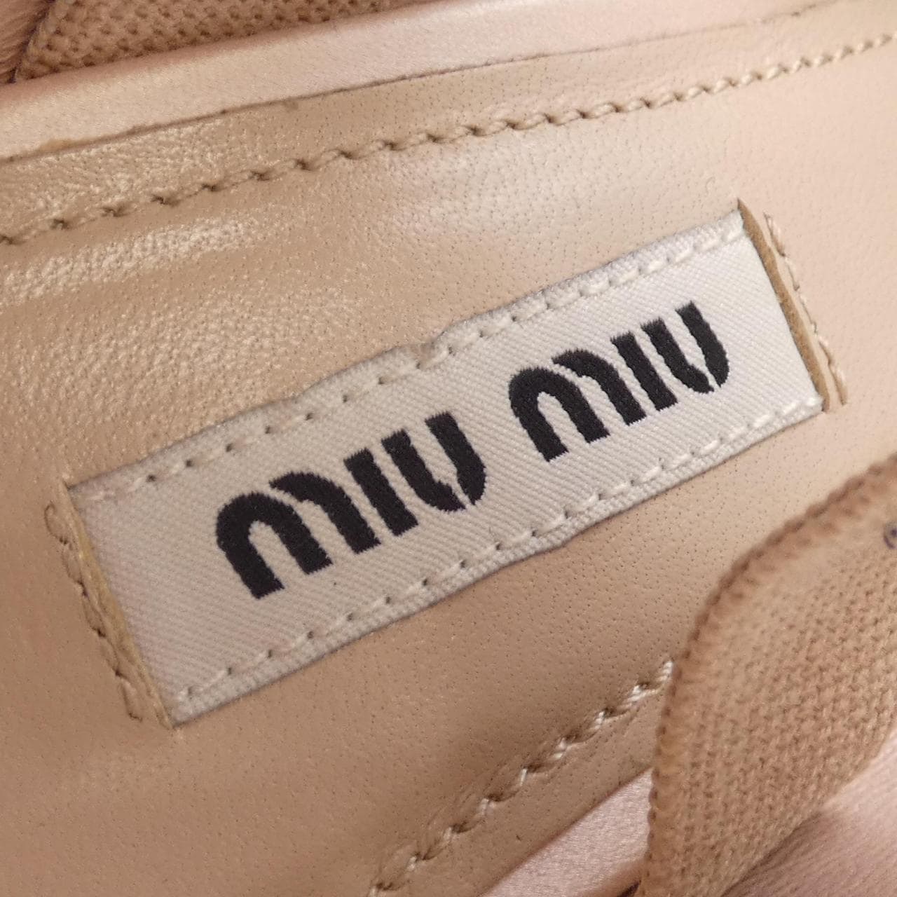 ミュウミュウ MIU MIU パンプス