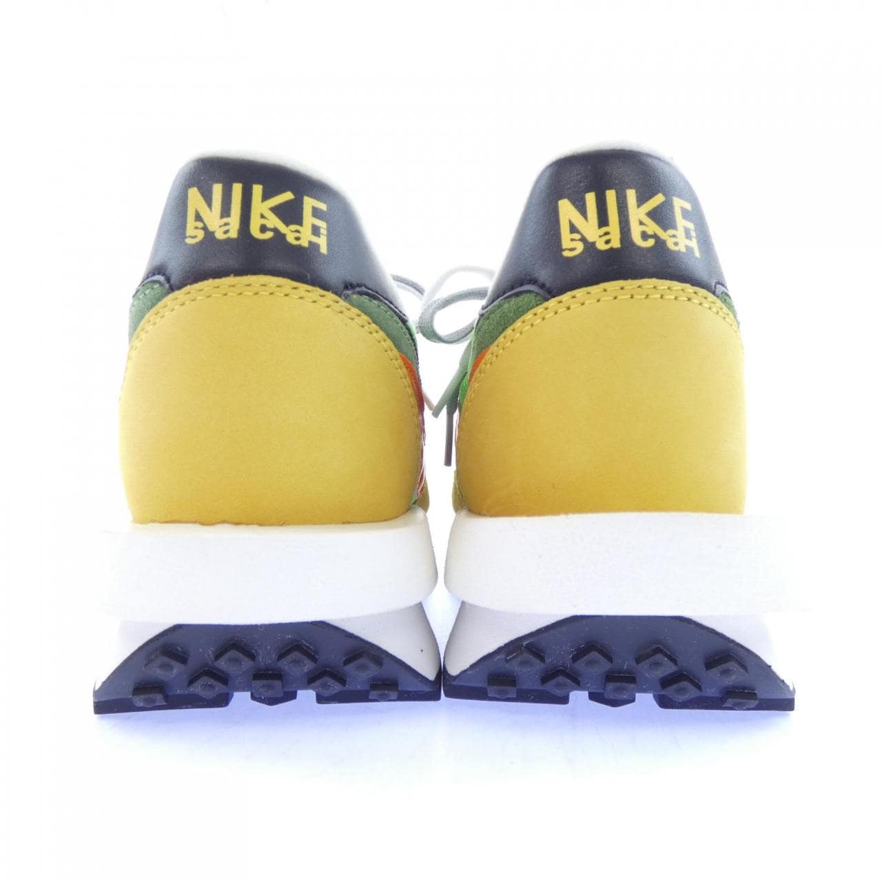 ナイキ NIKE スニーカー