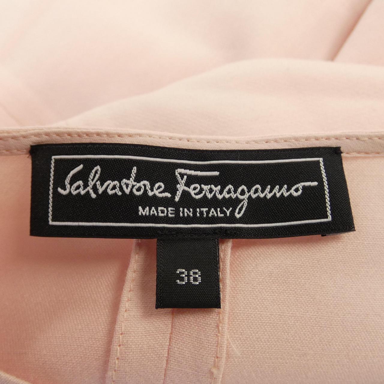 コメ兵｜サルヴァトーレフェラガモ SALVATORE FERRAGAMO セットアップ