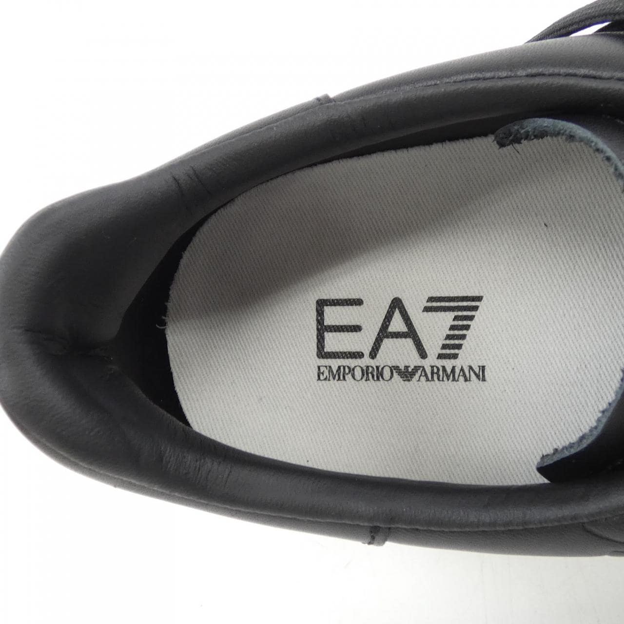 エアセッテ EA7 スニーカー