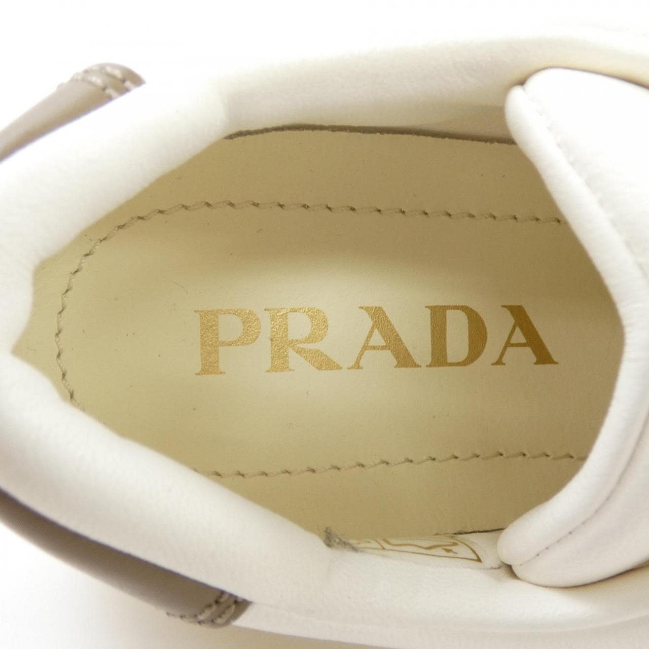 プラダ PRADA トライアングルロゴ ダウンタンン 1E792M スニーカー