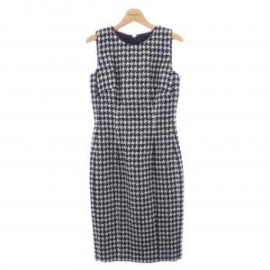 サルヴァトーレフェラガモ SALVATORE FERRAGAMO ワンピース