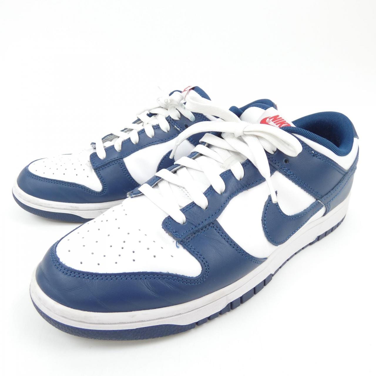 ナイキ NIKE スニーカー