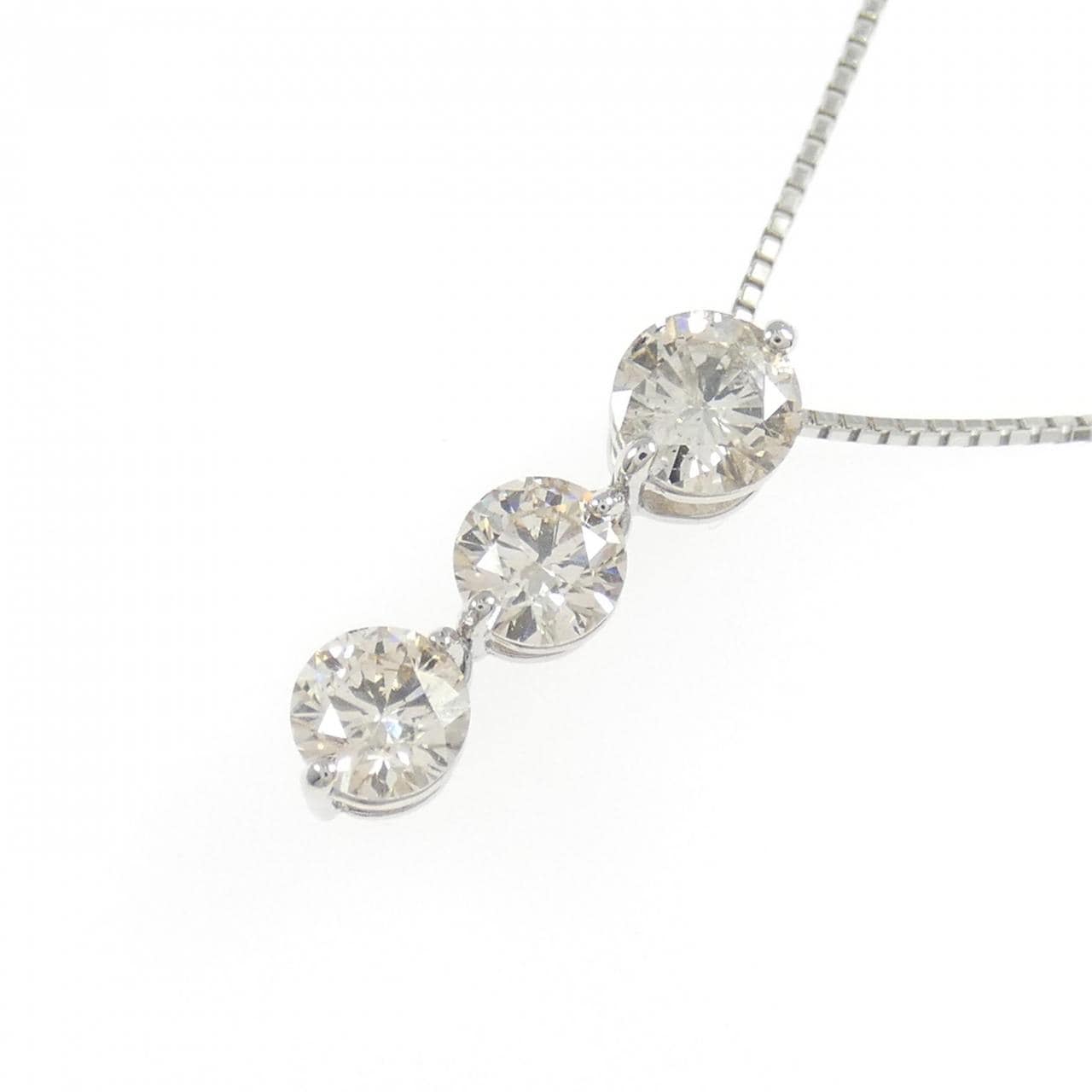 PT900/PT850 スリーストーン ダイヤモンド ネックレス 1.00CT