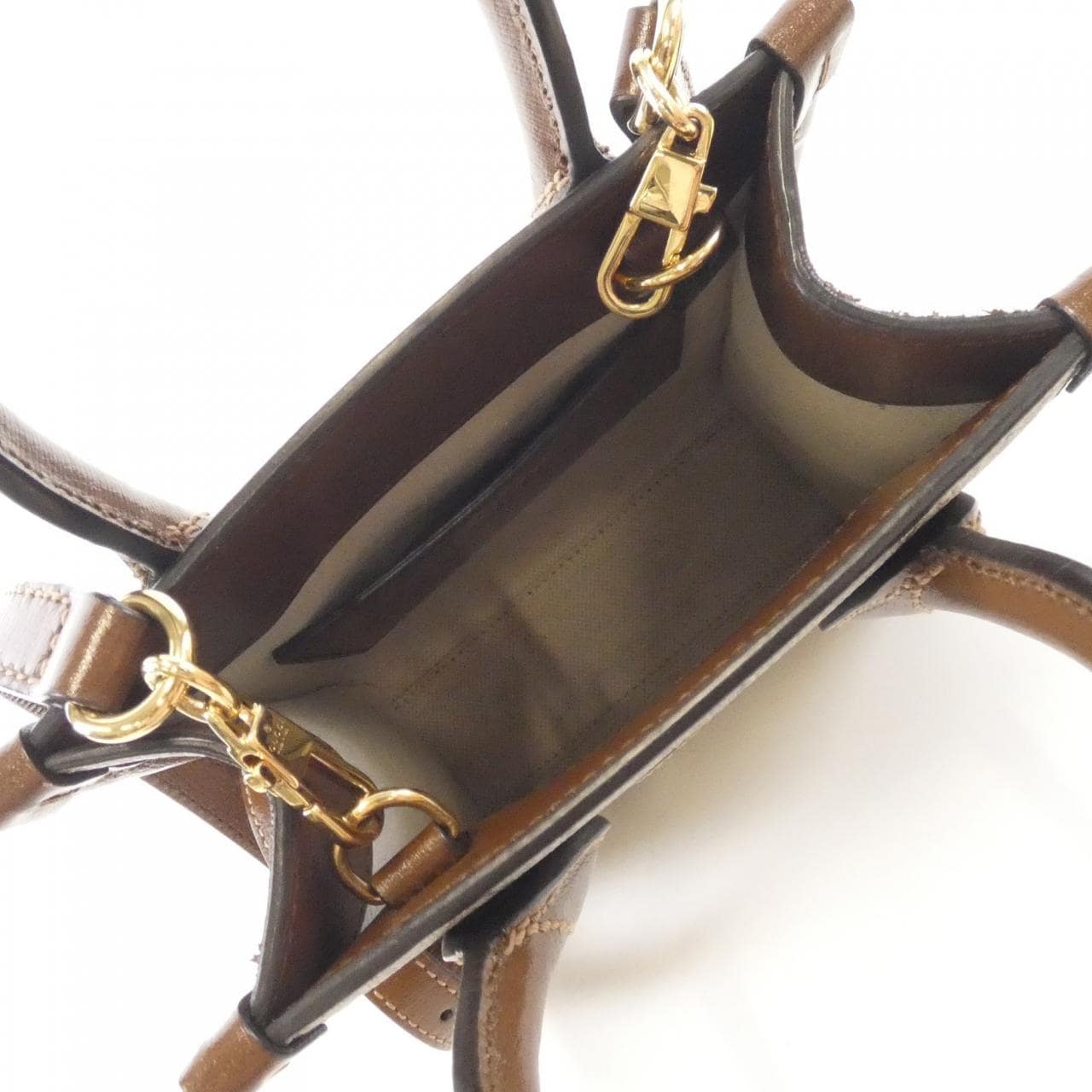 グッチ 671623 92TCG バッグ