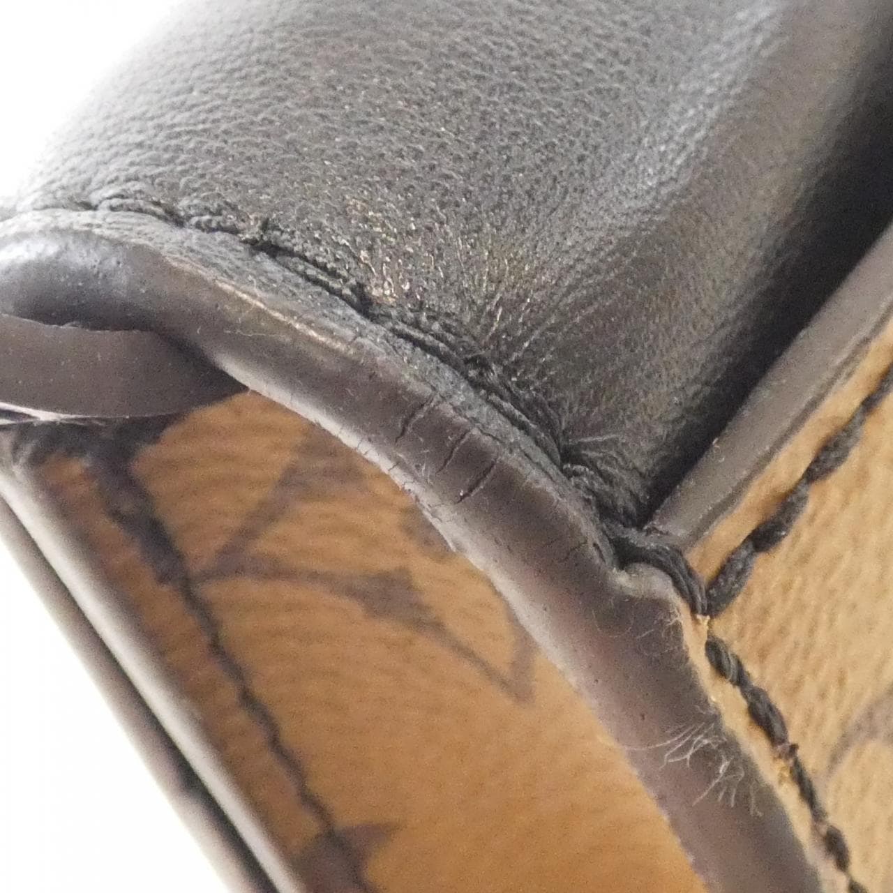 ルイヴィトン モノグラム リバース ポシェット コラム M44101 ショルダーバッグ