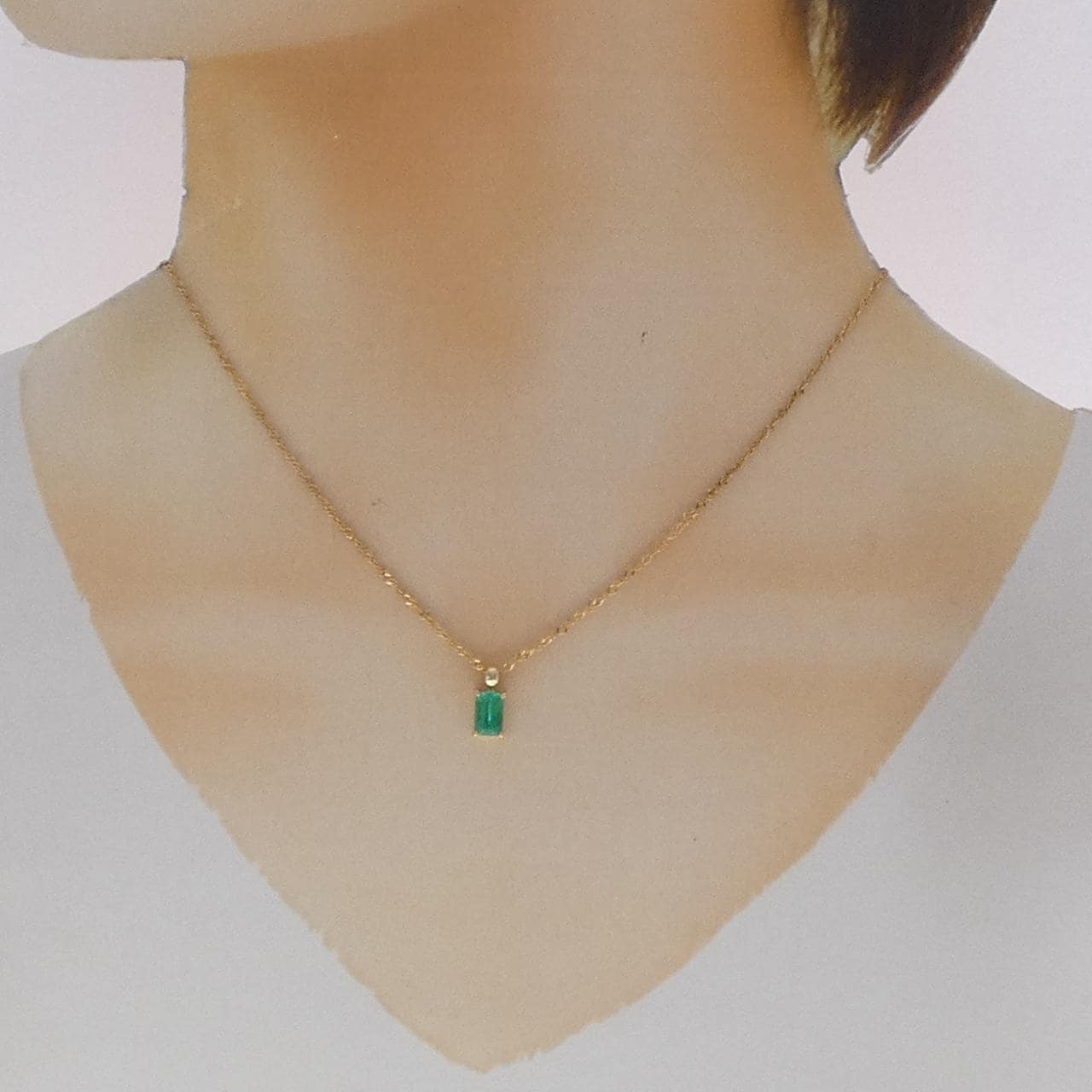 K18YG エメラルド ネックレス 0.73CT