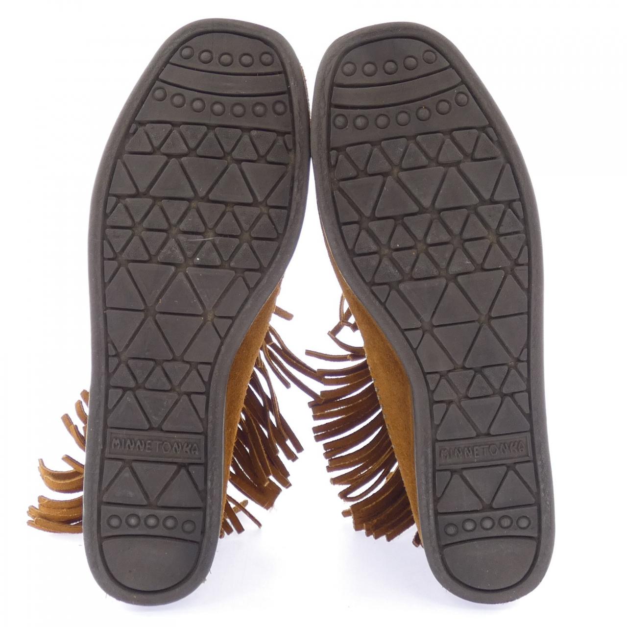 ミネトンカ MINNETONKA ブーツ