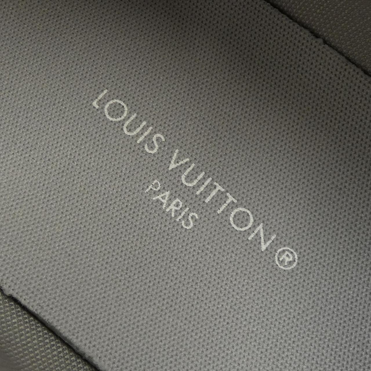 ルイヴィトン LOUIS VUITTON スニーカー