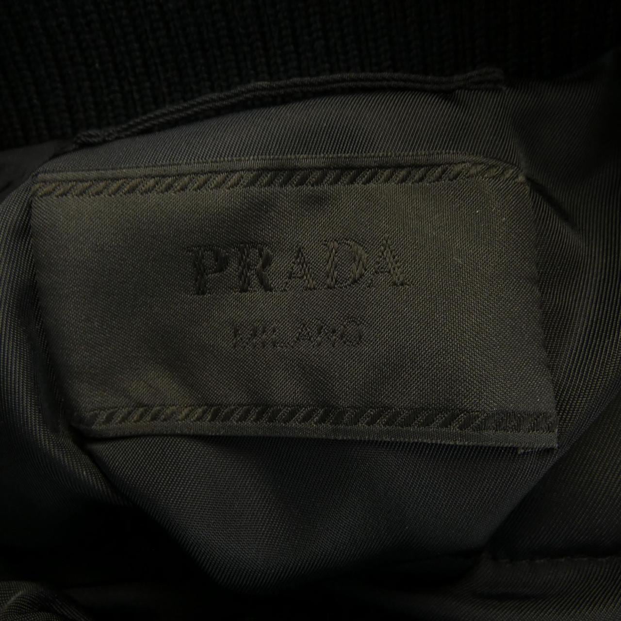 プラダ PRADA ダウンジャケット