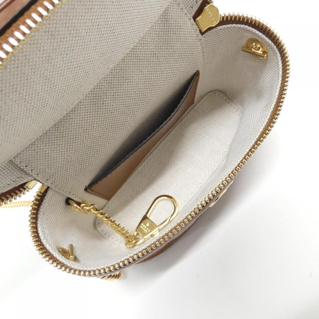 グッチ 723770 UM8IG バッグ