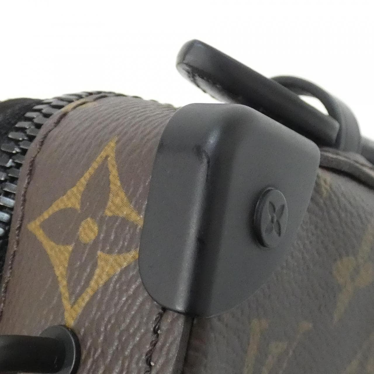 ルイヴィトン モノグラム マカサー ハンドル ソフトトランク M45935 ショルダーバッグ