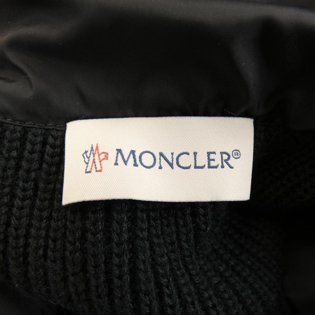 【新品】モンクレール MONCLER ダウンジャケット