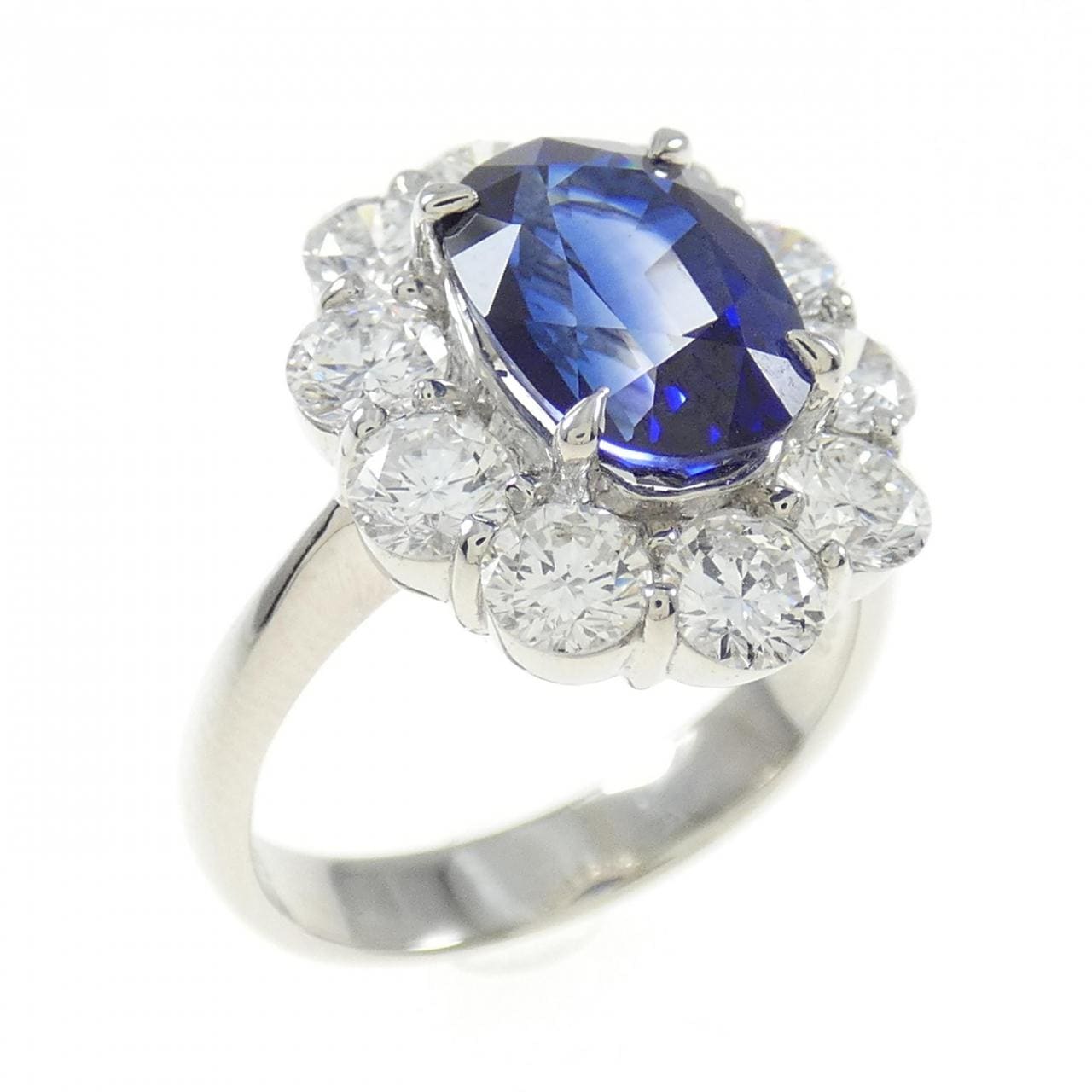 PT900 サファイヤ リング 3.03CT